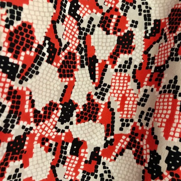 JOIE | Red & Black Snake Print Silk Tank Top | Size Small - Picture 3 of 8